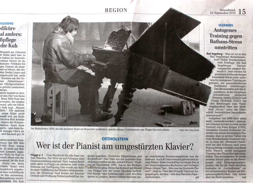 Foto: Wer ist der Pianist auf dem Foto? Bitte melden!