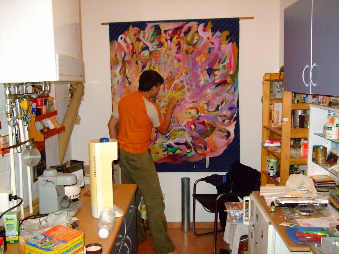 Kim Hartley malt im Oktober 2007 in seiner Küche in seinem Atelier an einem Ölbild. Photo: Erwin Thomasius.