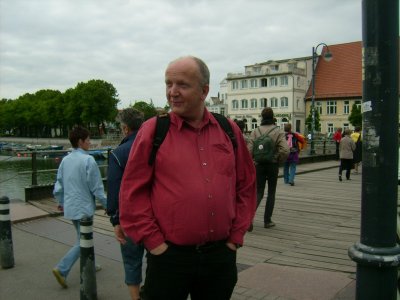 Farbphoto: Erwin Thomasius im Juni 2009 in Warnemünde . Photograph: Bernd Paepcke.